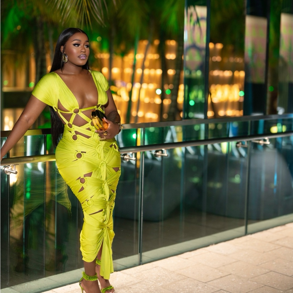 Elegant Green Satin Dress with Ruched Bodice